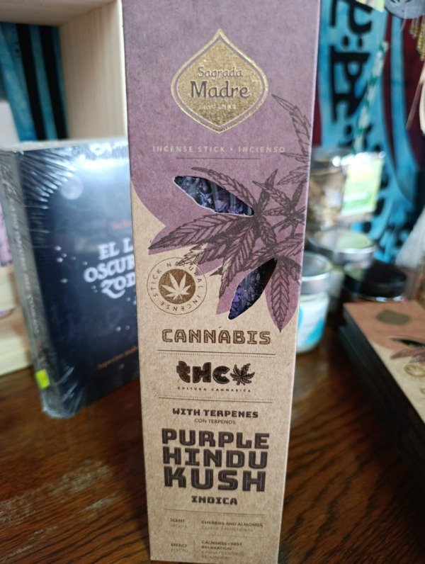Producto - Sahumerios sagrada madre cannabis purple kindu kush