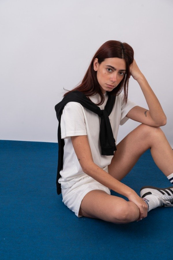 Producto - SHORT CLASSIC FIT OFF WHITE