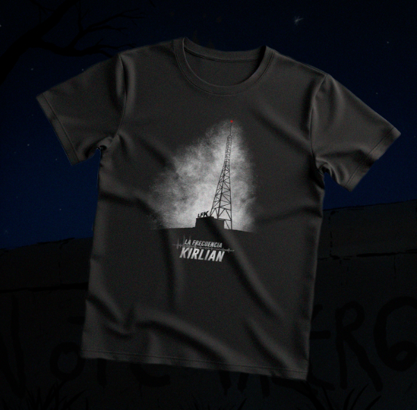 Producto - La Frecuencia Kirlian (La Serie) - Remera Estampada en DTF (Preventa) - 0