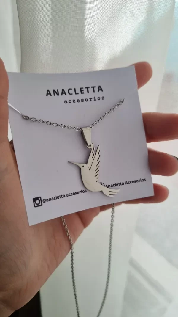 Producto - Gargantilla colibri chato grande Aq