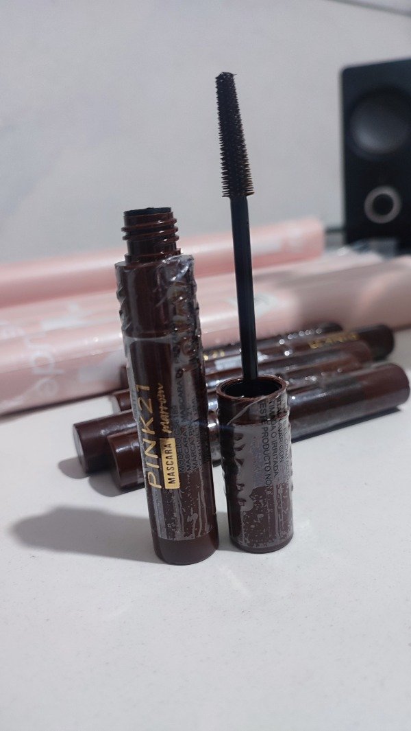 Producto - Rimel marrón pink 21