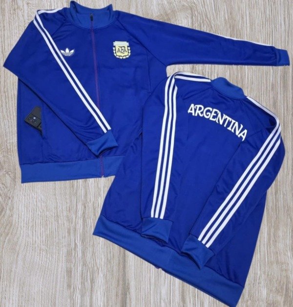 Producto - Campera AFA Azul Concentración 2026
