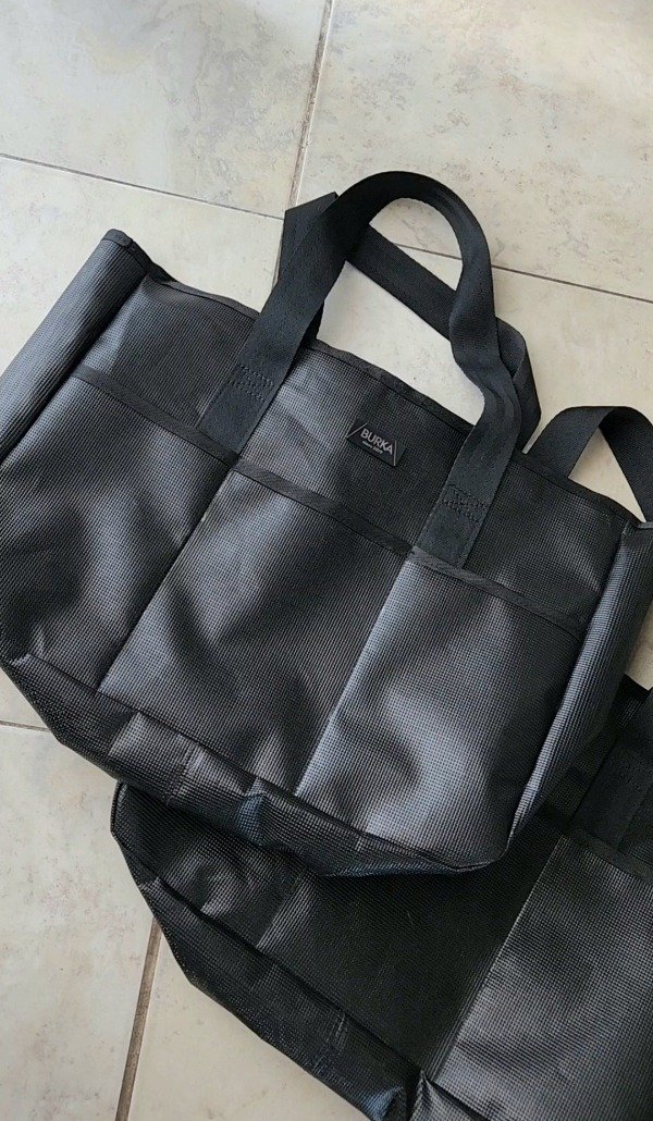 Producto - Bolso negro playero