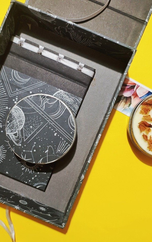 Producto - Caja A5 con velas y libreta