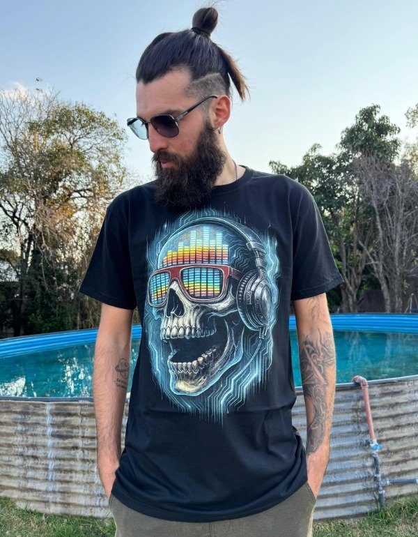 Producto - Remera Skull Music-Estilo Urbano que Enciende Tu Flow