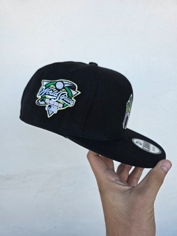 New York Yankees animal print world series 2000 new era 9fifty snapback multicolor — imagen 3
