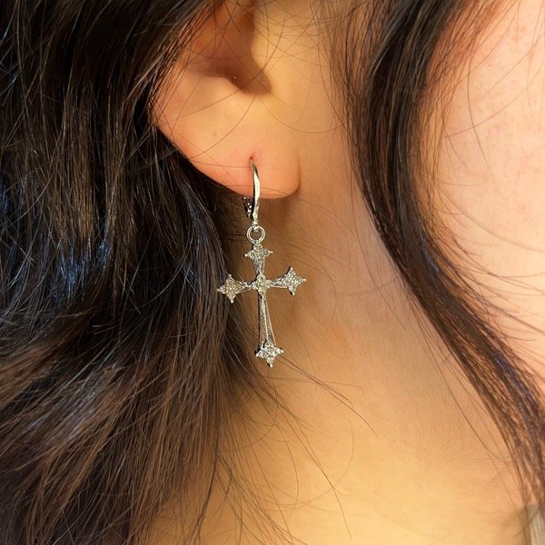 Producto - AROS DON'T BLAME ME (dorados y plateados)