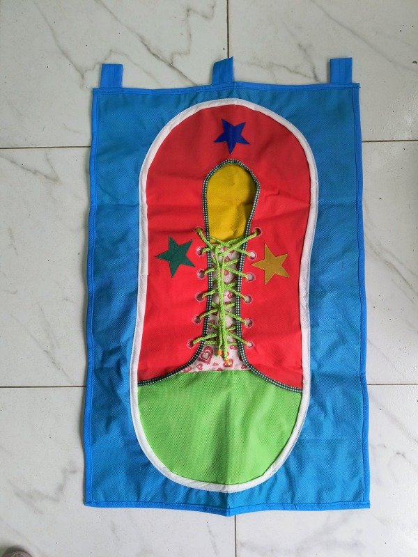 Producto - Zapatilla gigante para pared