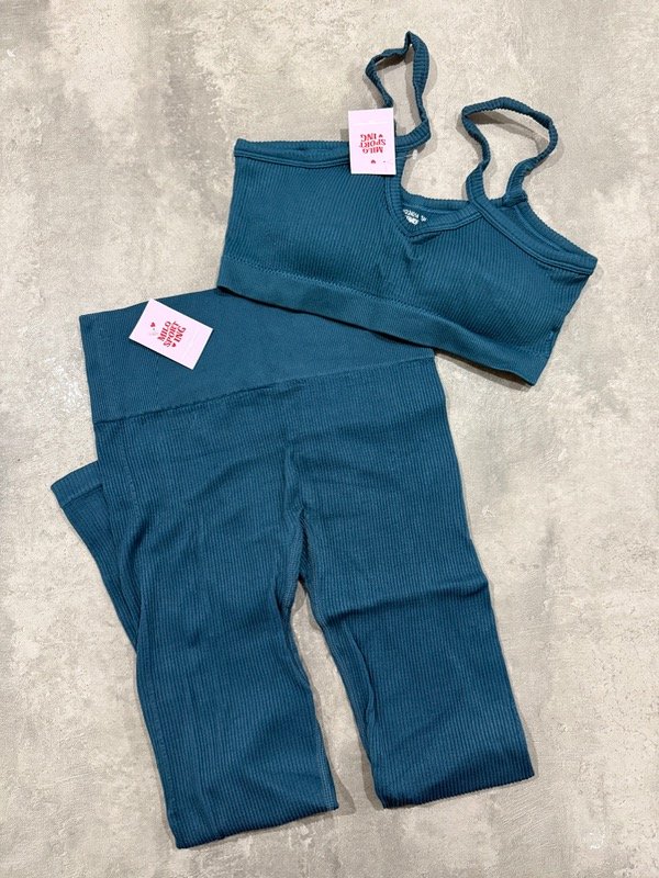 Producto - SET COMFY SIN FRUNCR PETROLEO