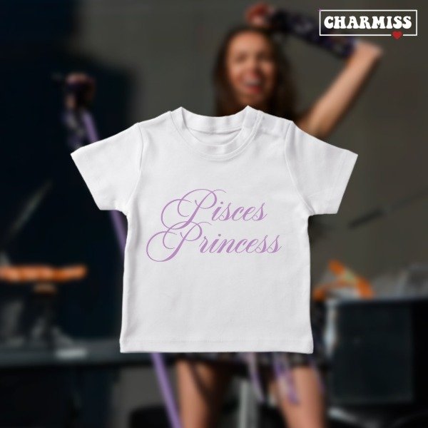 Baby tee pisces princess — imagen 2
