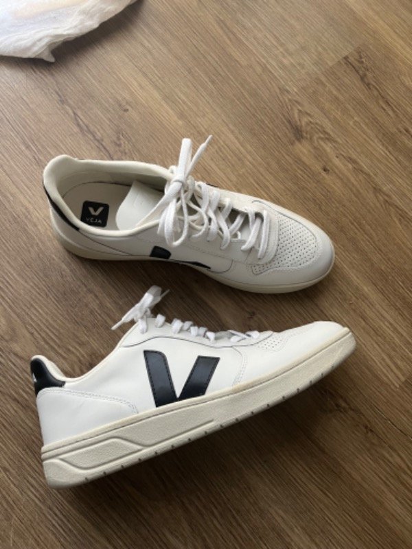 Producto - VEJA TALLE 45 NUEVAS 30 CM