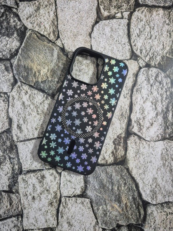 Producto - Funda rígida MagSafe diseño invierno Iphone 15 Pro Max