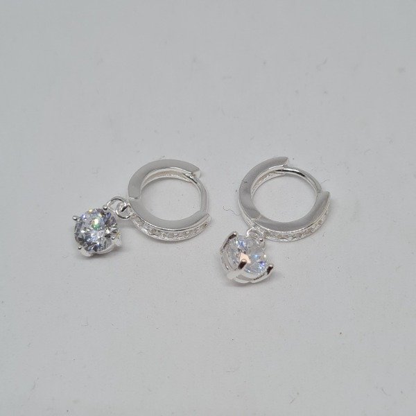 Producto - Argolla cubic con colgante
