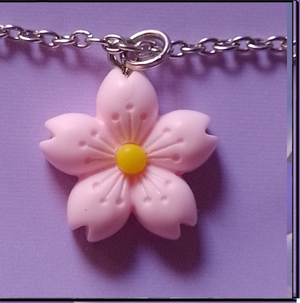 Producto - Collar Resina Sakura