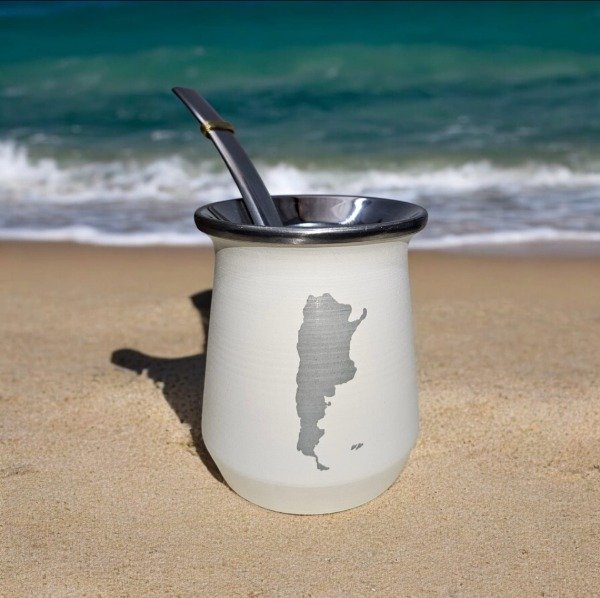 Producto - Mate  Argentina, blanco con bombilla.