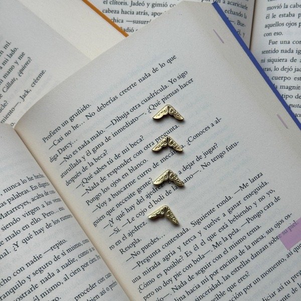 Producto - Esquineros para libros - pack de 4/8 unidades