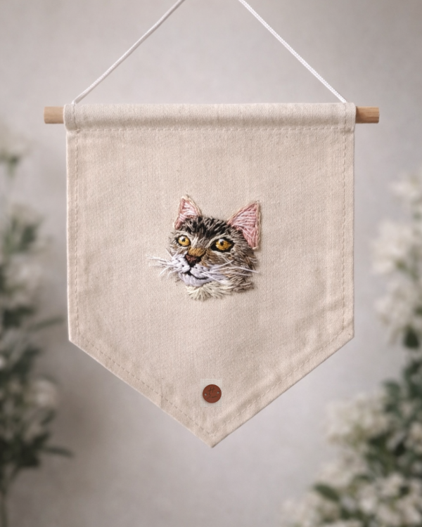 Producto - Banderín Mascota Bordada