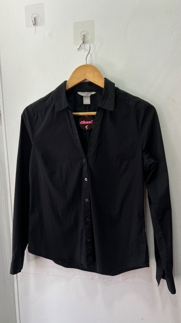 Producto - Camisa HyM negra