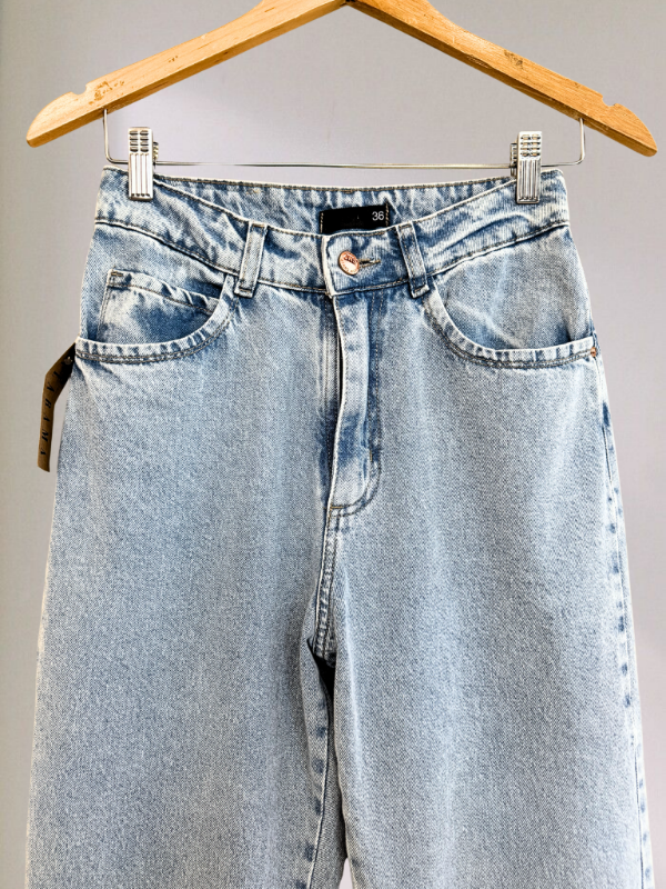 Producto - Jean MOM rígido