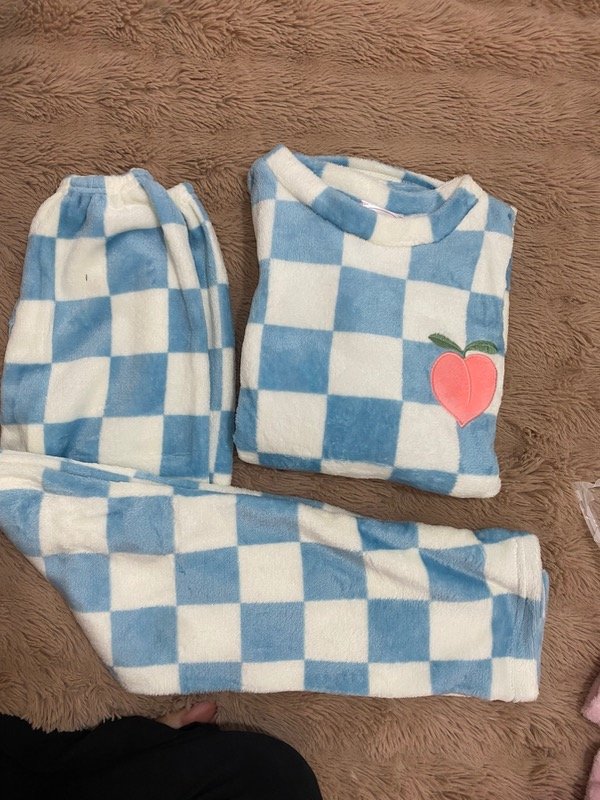 Producto - Pijama con corazon escoses celeste