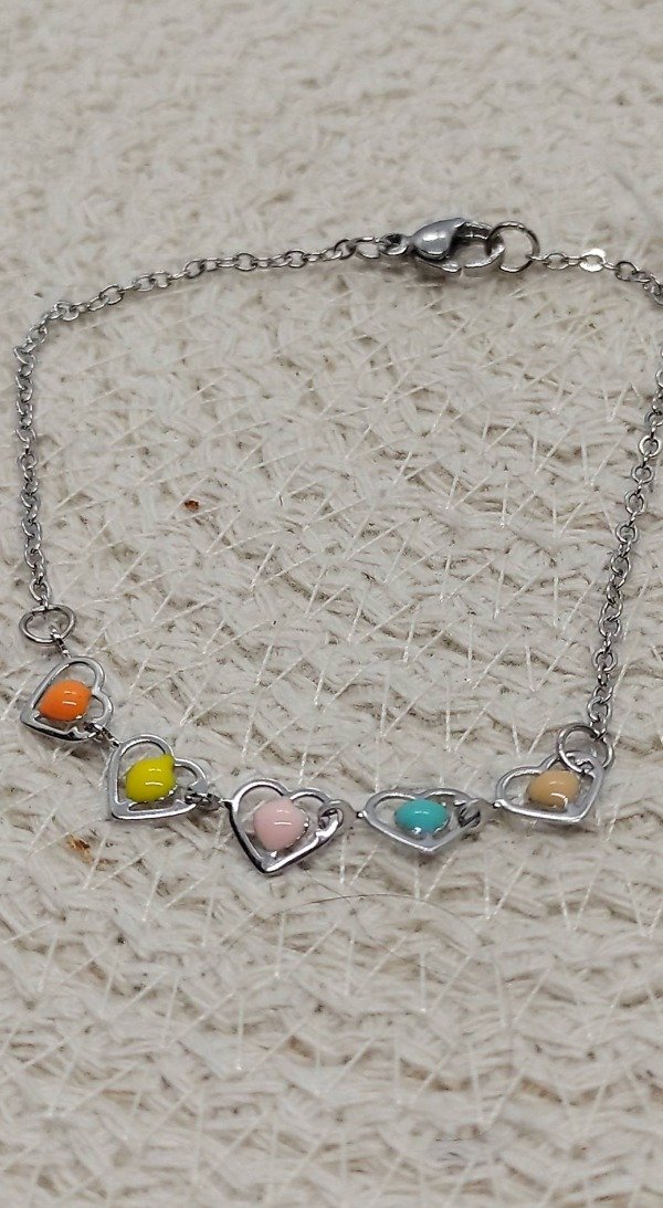 Producto - Pulseras con mini corazones de color