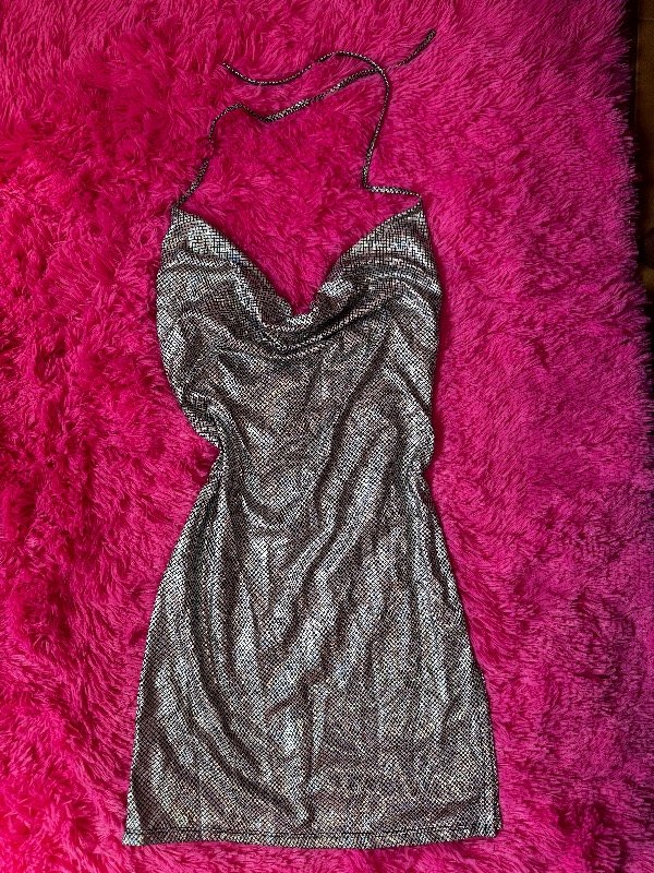 Producto - Vestido glow plateado