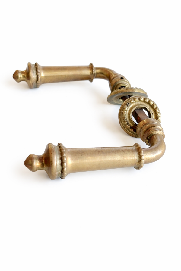 Producto - Picaporte V Bronce Macizo Florentino