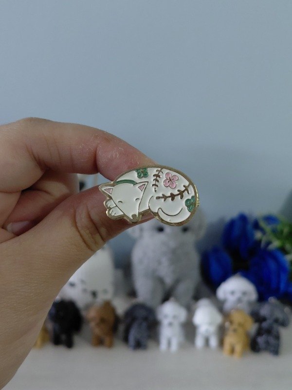 Producto - Pin metalizado ilustrado - Perrito
