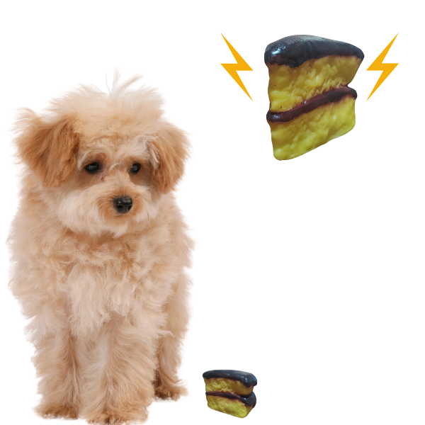 Producto - Juguete para Perros de Goma con Chifle - Porción de Torta de Chocolate, 7x5x6 cm - 0