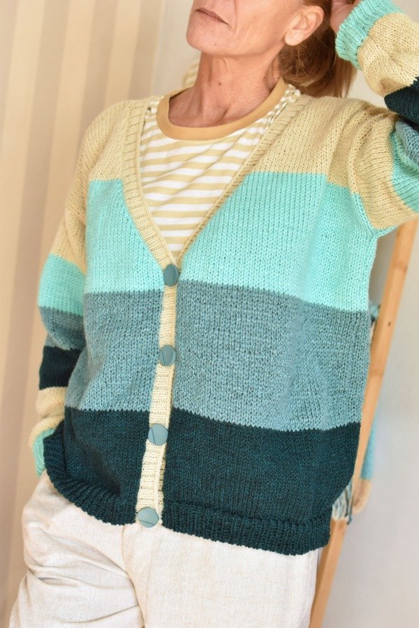 Producto - Cardigan Un Lugar - Petróleo