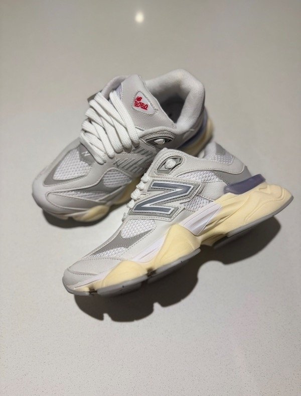 Producto - New Balance 9060