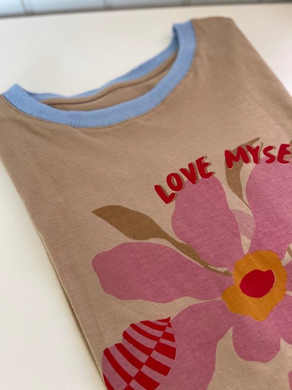 Producto - Remera estampada Love