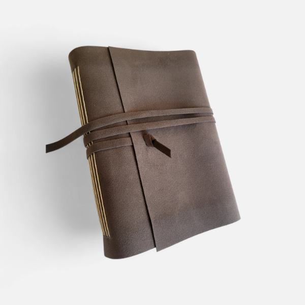 Producto - Bitácora A6 (11x15) de Gamuza Ecocuero Terra