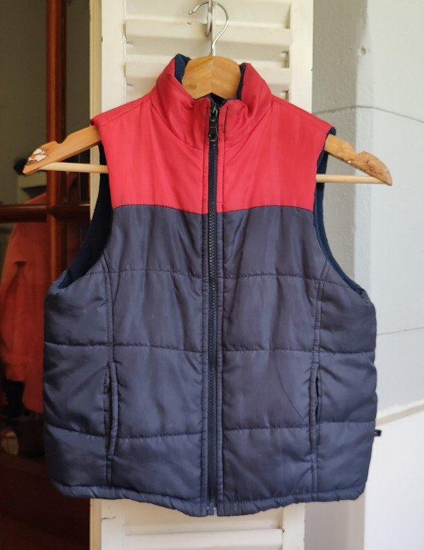 Producto - Chaleco forrado en polar, talle 4