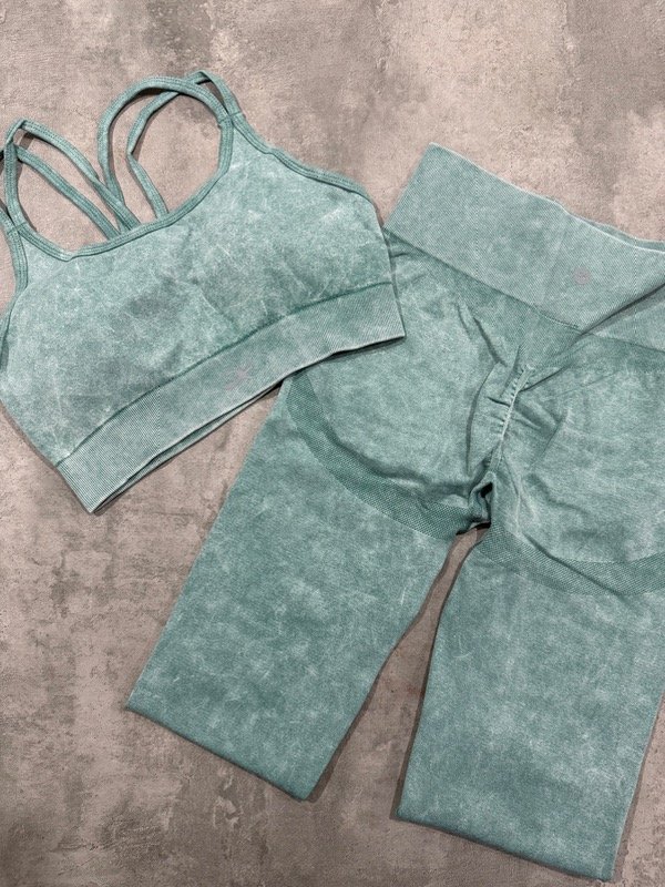 Producto - SET SEAMLESS PREMIUM VERDE MENTA