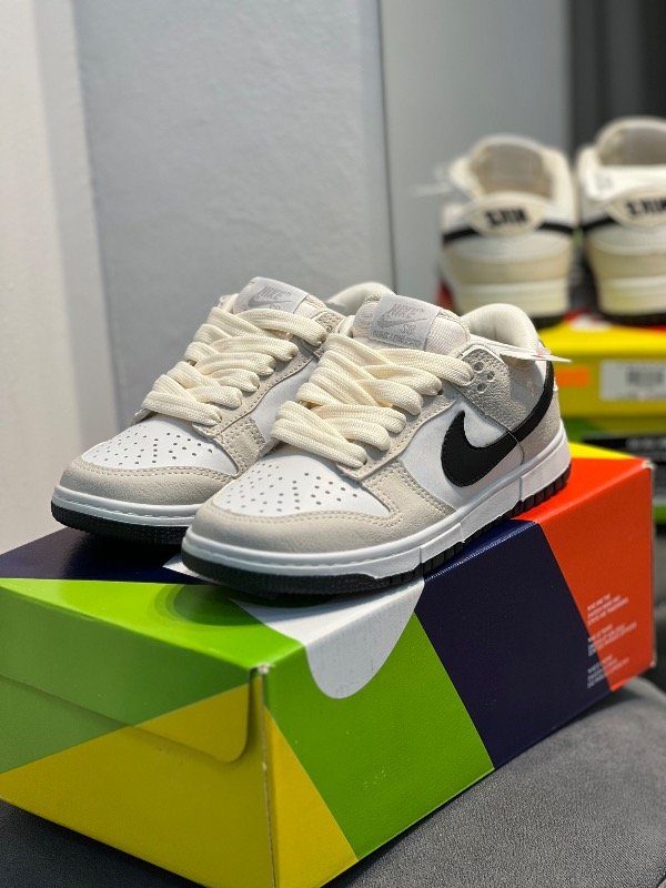 Producto - NIKE SB DUNK CREAM - 5
