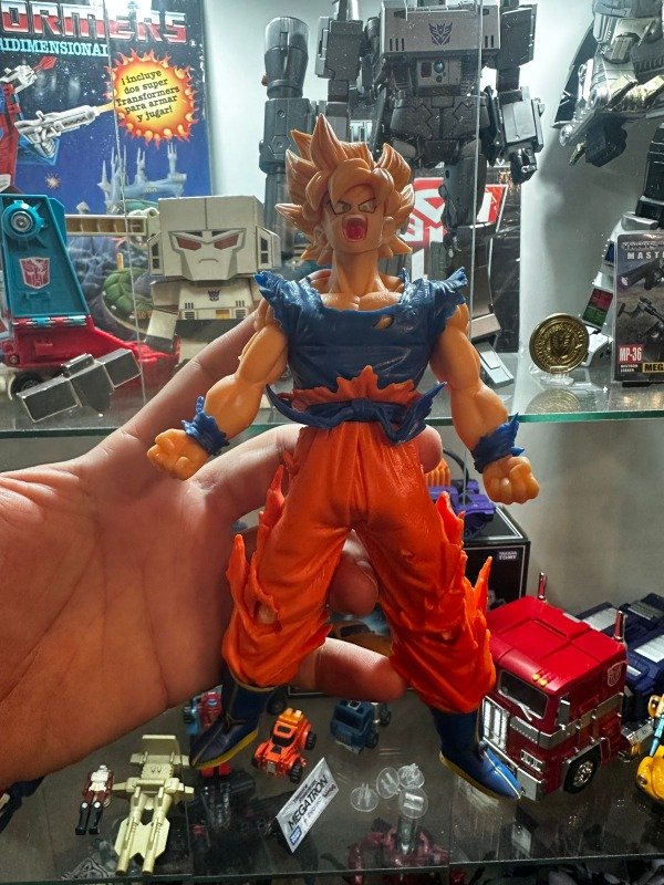 Producto - GOKU DRAGON BALL Z SUPER SAIYAN (USADO)