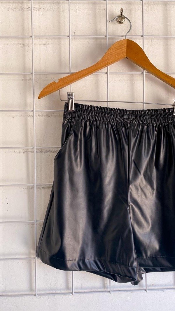 Producto - Short cuerina COOT