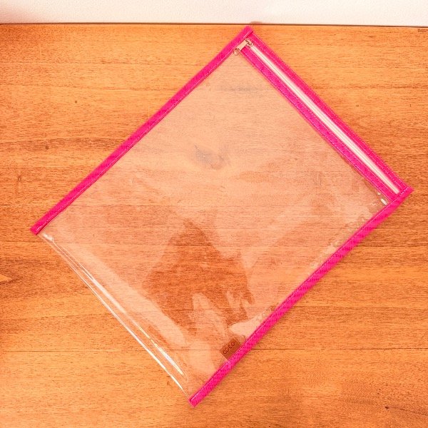 Producto - SOBRE CRISTAL A4 CON CIERRE Fucsia