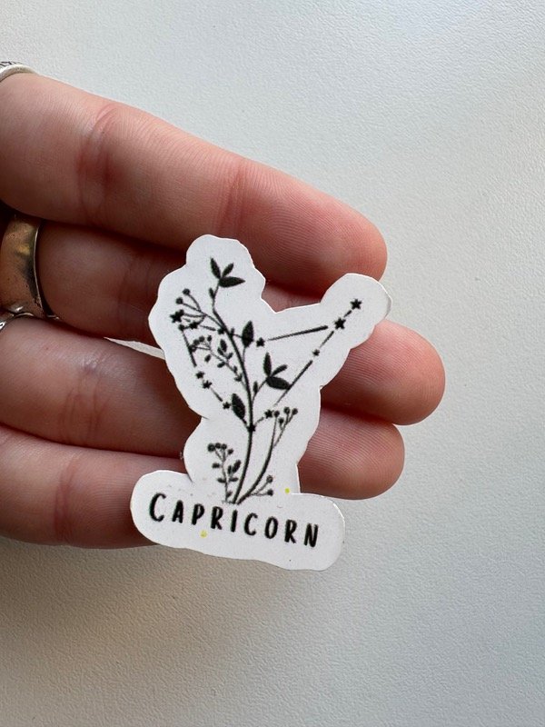 Producto - Sticker Capricornio flores