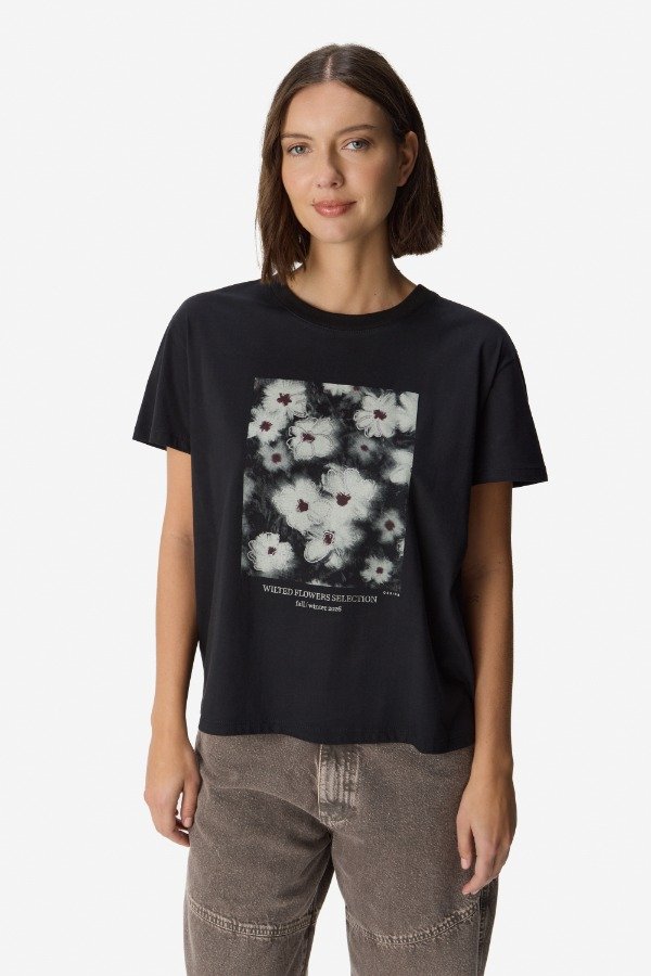 Producto - REMERA M/C JERSEY ESTAMPA FLORES