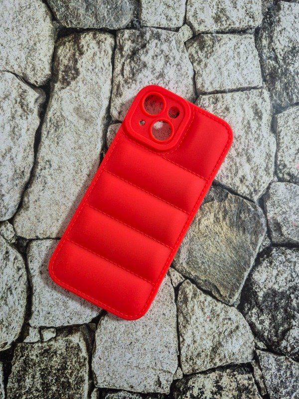 Producto - Funda puffer Iphone 15 roja