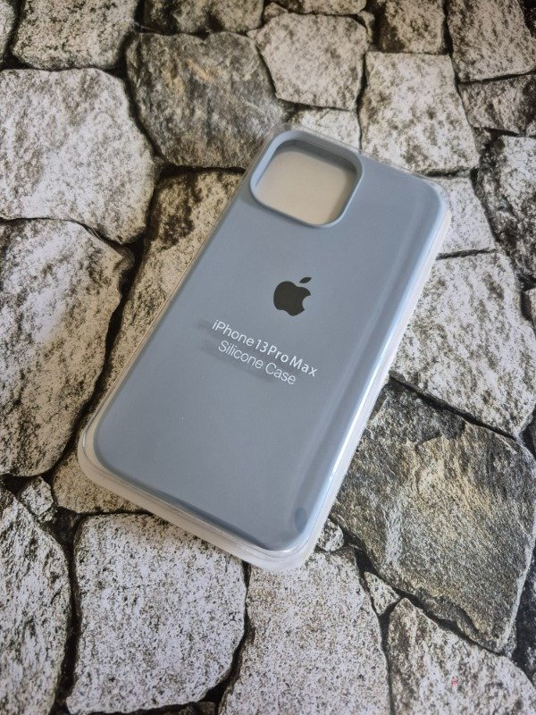 Producto - Funda silicone case logo Iphone 13 Pro Max celeste grisáceo