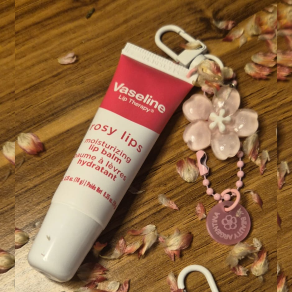 Producto - Keichain Vaseline rosy lips