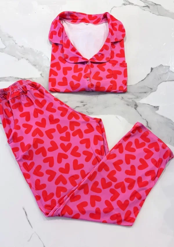 Producto - Camisero modal rosa con corazones rojos