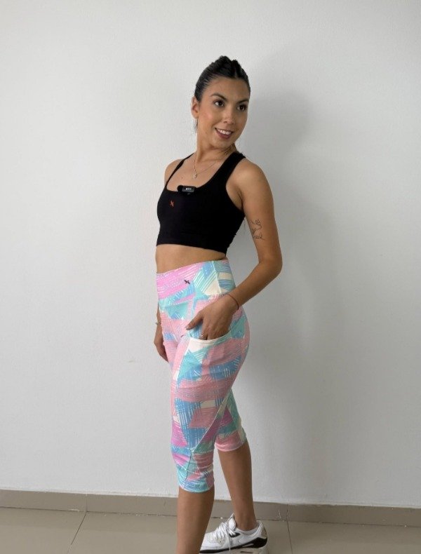 Producto - Capri con bolsillos Jumers