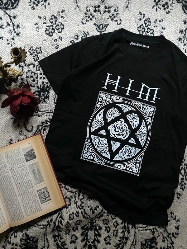 Producto - Remera Him CLÁSICA ÚNISEX