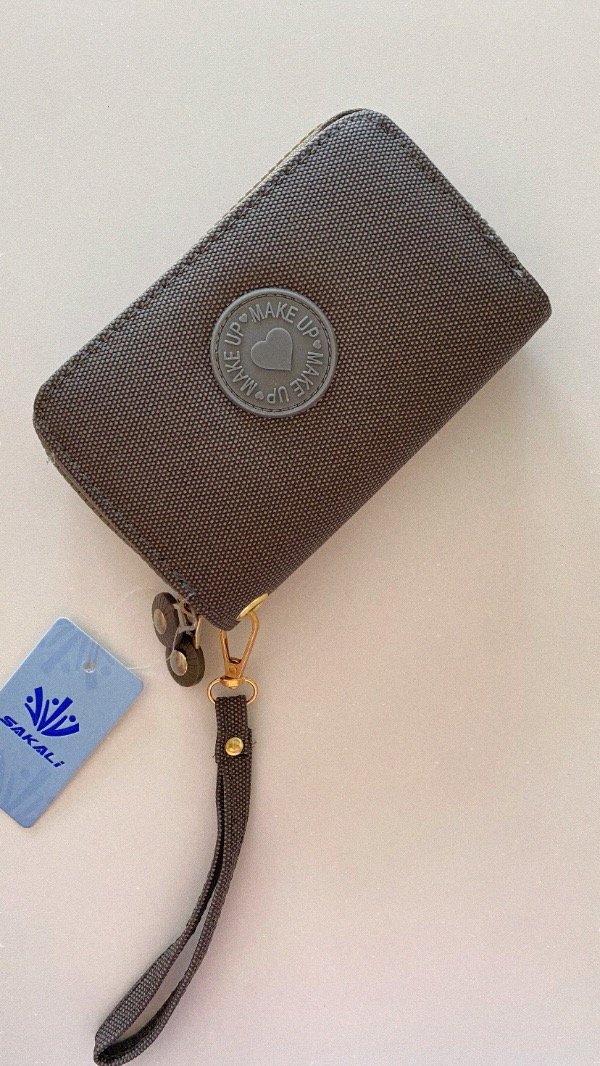 Producto - Billetera mediana doble MakeUp. Gris oscuro