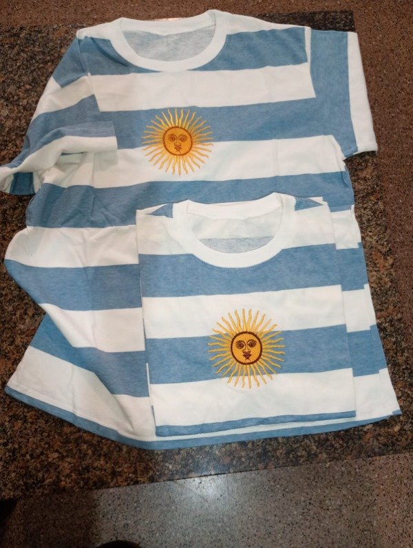 Producto - Remera sol de Mayo