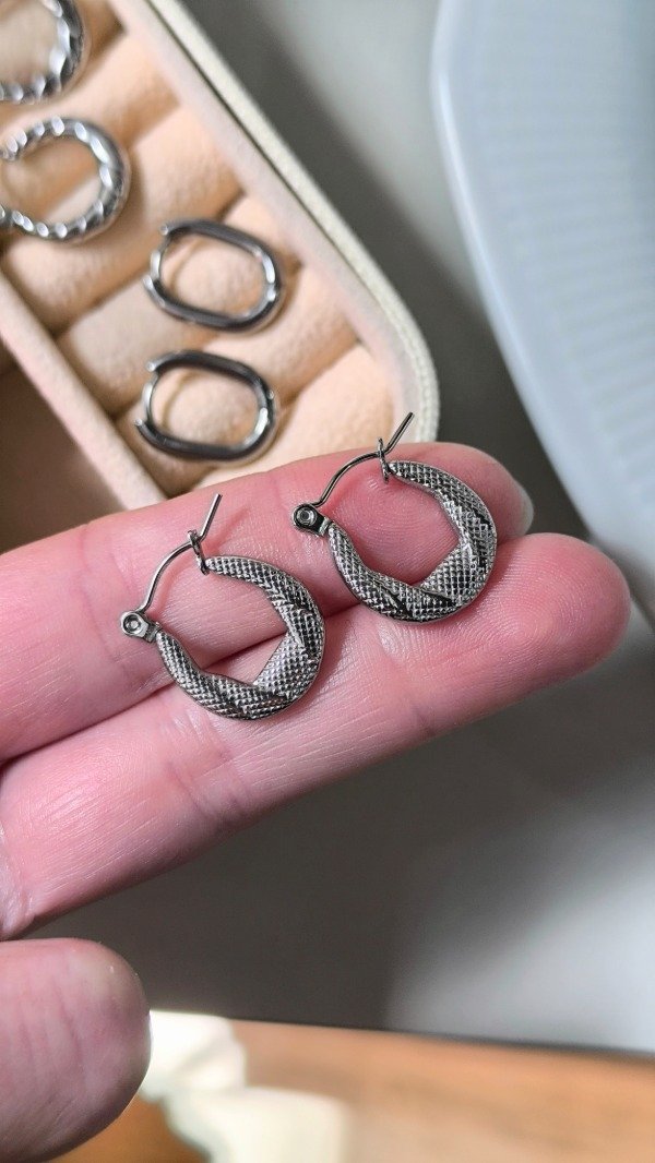 Producto - Argolla Rock